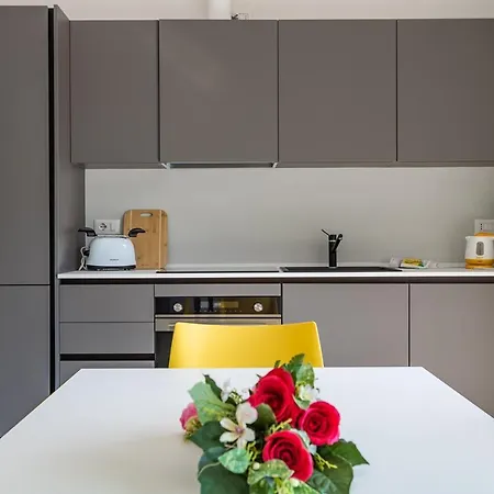 Marianna B - Apartment Gravedona